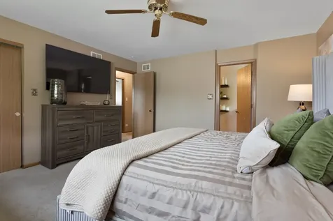3136 Rosiclaire Court South Chicago Heights IL 60411