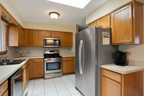 3136 Rosiclaire Court South Chicago Heights IL 60411