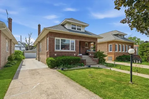 134 South 16th Avenue Maywood IL 60153