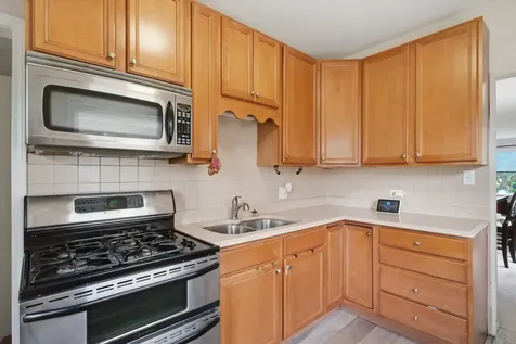 134 South 16th Avenue Maywood IL 60153