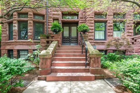 1226 North Dearborn Street Chicago IL 60610