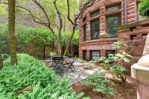 1226 North Dearborn Street Chicago IL 60610