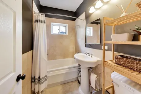 1442 West Jonquil Terrace Chicago IL 60626