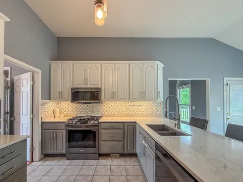 1511 River Bluff Court Mahomet IL 61853