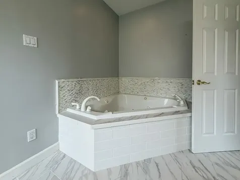 1511 River Bluff Court Mahomet IL 61853