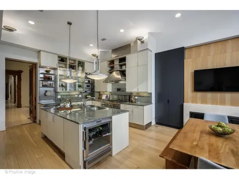 1434 North Dearborn Street Chicago IL 60610