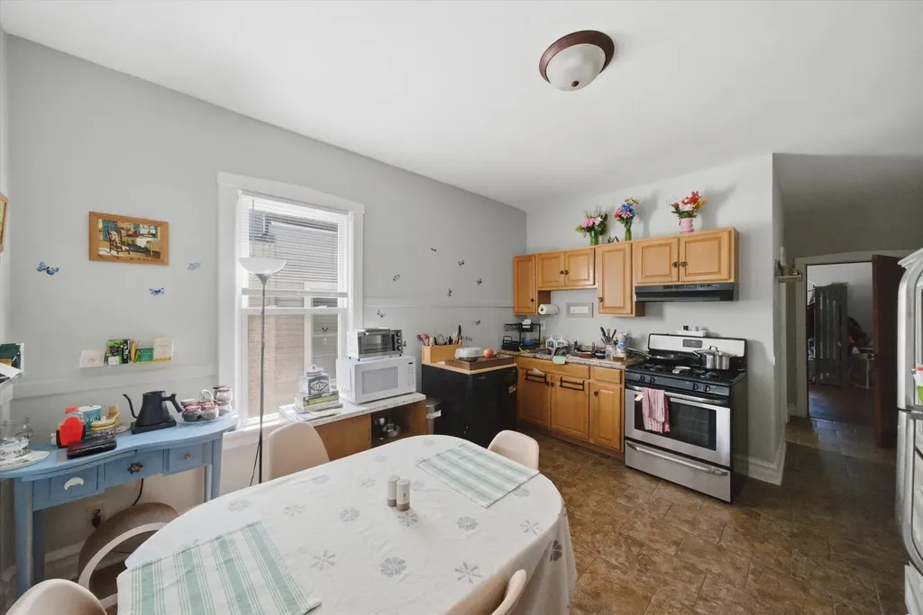 5117 North Western Avenue Chicago IL 60625