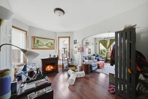 5117 North Western Avenue Chicago IL 60625