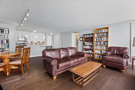 900 North Lake Shore Drive Chicago IL 60611