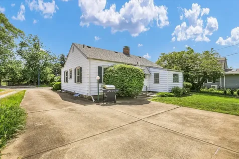 603 South Russell Street Champaign IL 61821