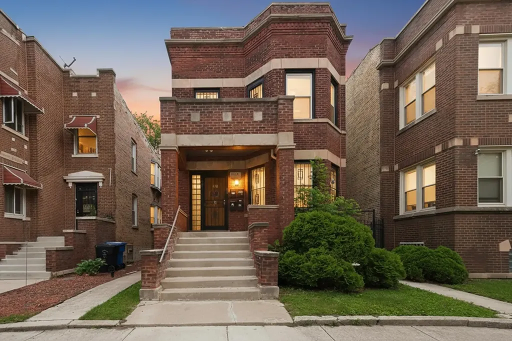 6923 South Sangamon Street Chicago IL 60621