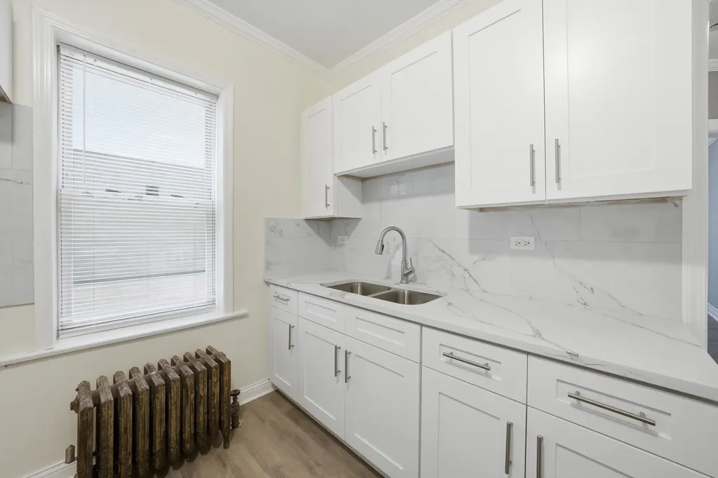 6923 South Sangamon Street Chicago IL 60621
