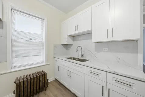 6923 South Sangamon Street Chicago IL 60621