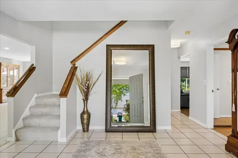 525 Newtown Drive Buffalo Grove IL 60089