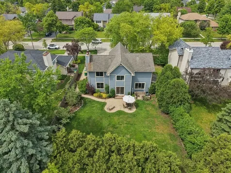 525 Newtown Drive Buffalo Grove IL 60089