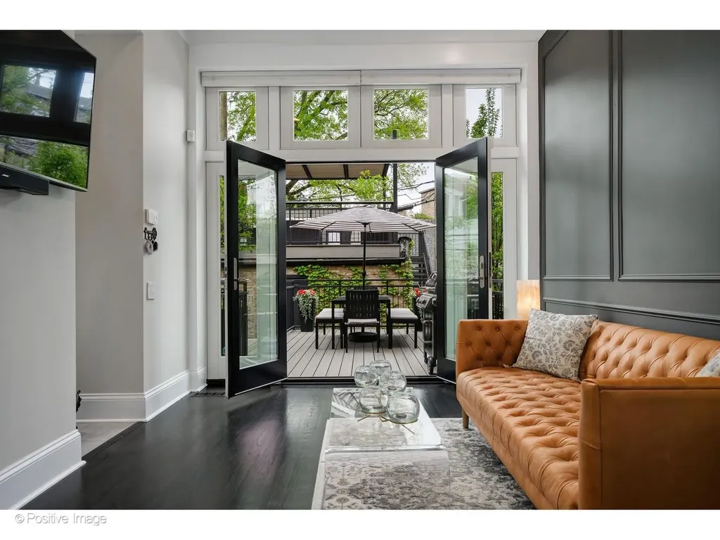 613 West Belden Avenue Chicago IL 60614