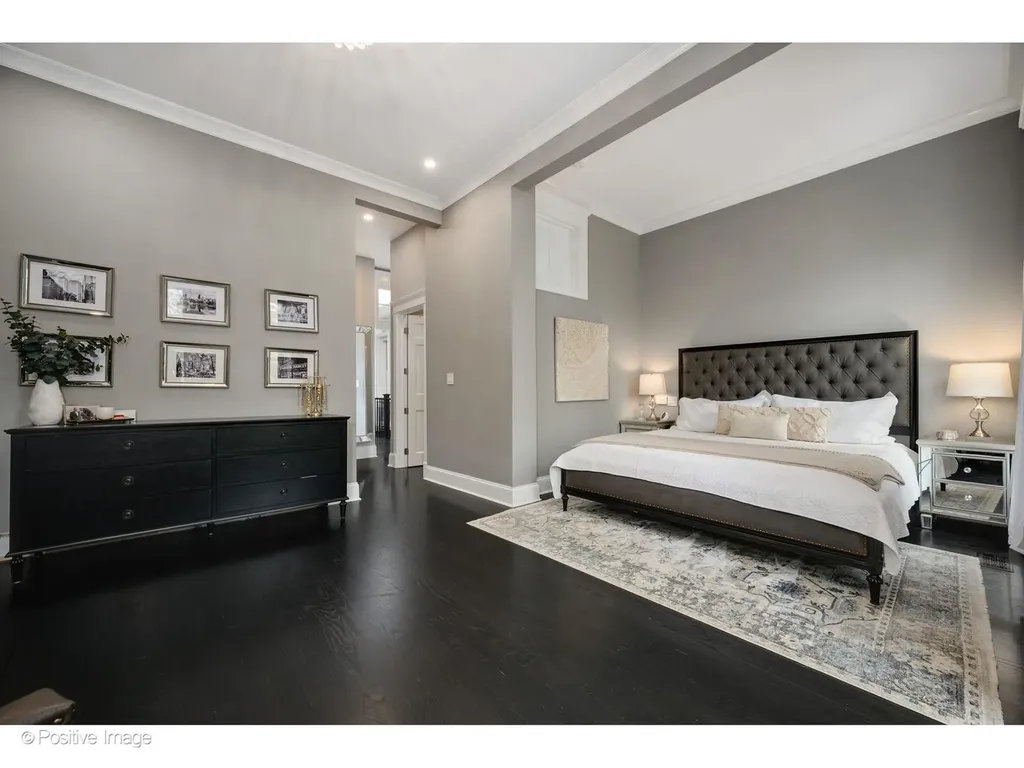 613 West Belden Avenue Chicago IL 60614
