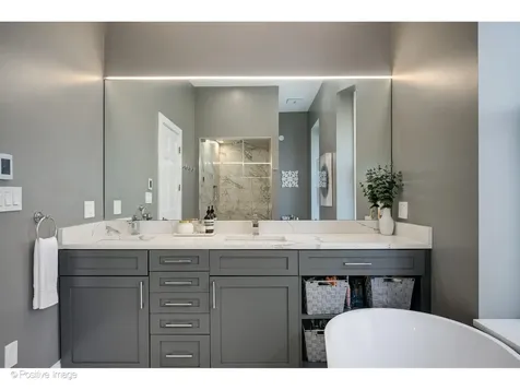 613 West Belden Avenue Chicago IL 60614