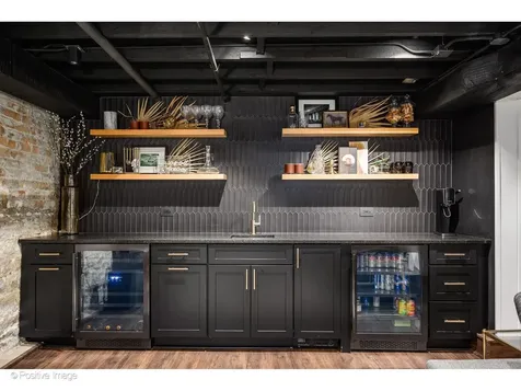 613 West Belden Avenue Chicago IL 60614