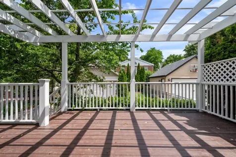 325 South Crescent Avenue Park Ridge IL 60068