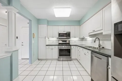 5 South Pine Street Mount Prospect IL 60056