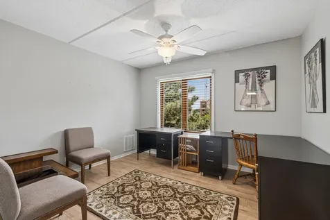 5 South Pine Street Mount Prospect IL 60056