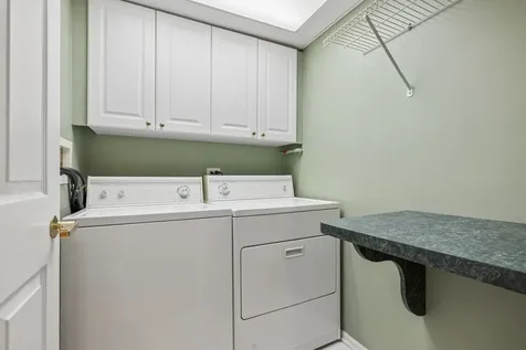 5 South Pine Street Mount Prospect IL 60056