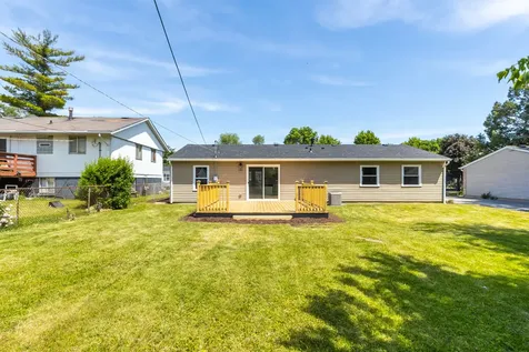 221 Gordon Avenue Romeoville IL 60446