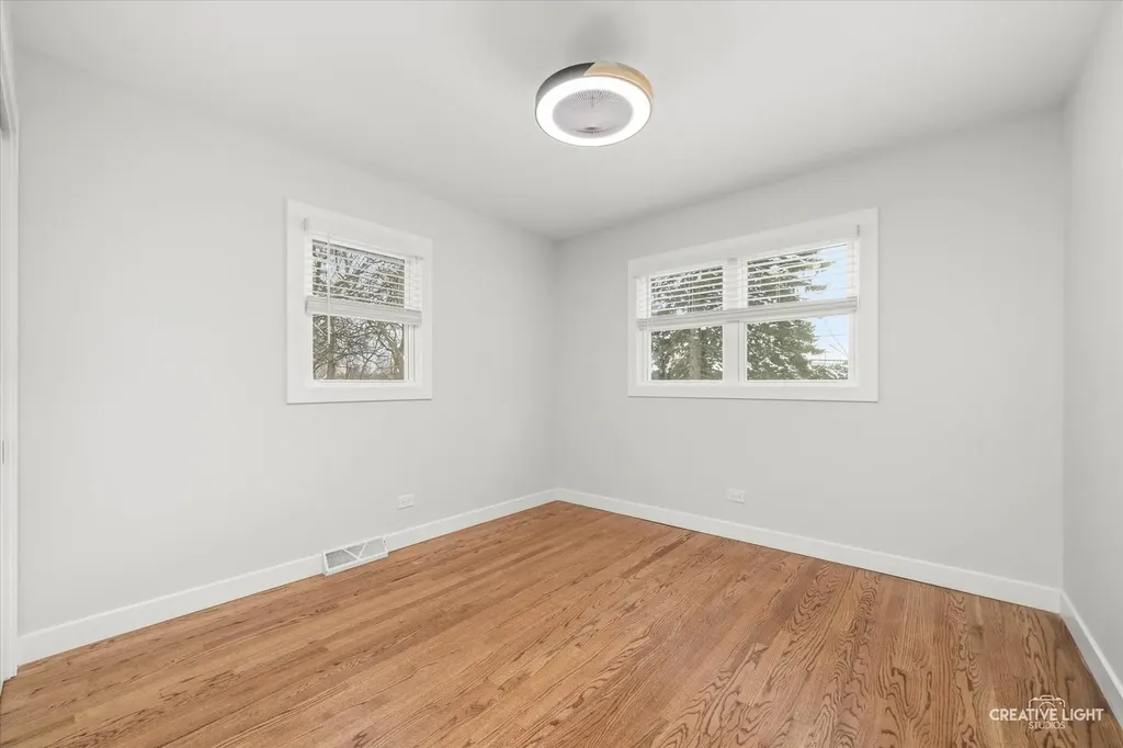 704 Plainfield Road Downers Grove IL 60516