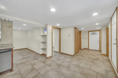 1005 North Campbell Avenue Chicago IL 60622