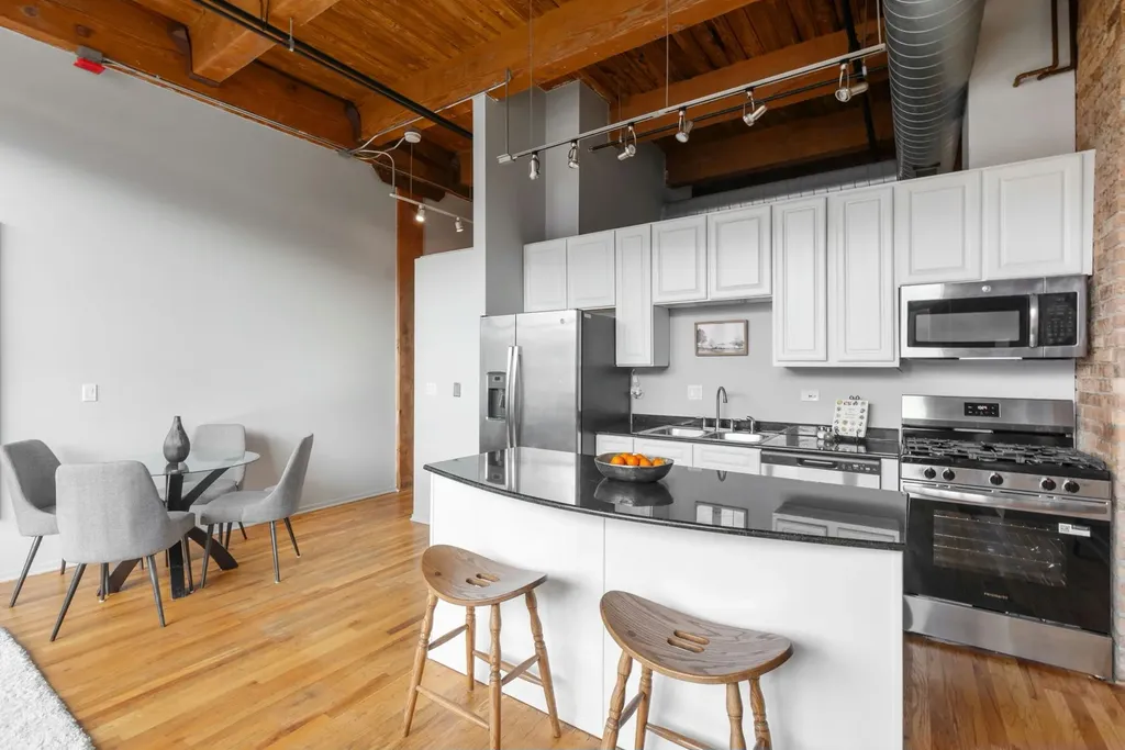 1500 West Monroe Street Chicago IL 60607