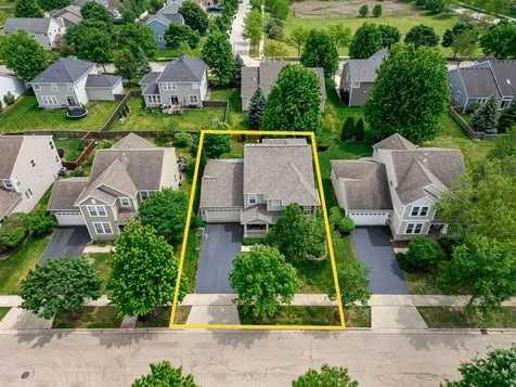 247 Pawtucket Avenue Elgin IL 60124
