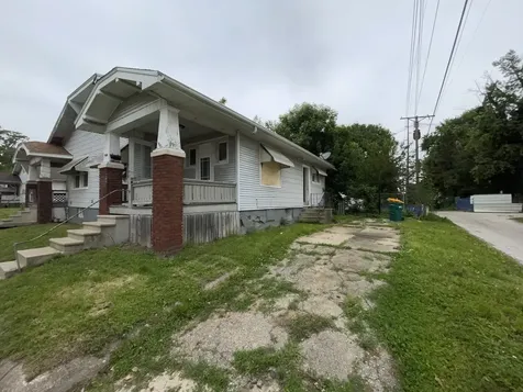 552 West Center Street Decatur IL 62526