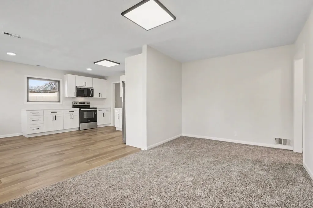 629 Thornton Street Lockport IL 60441