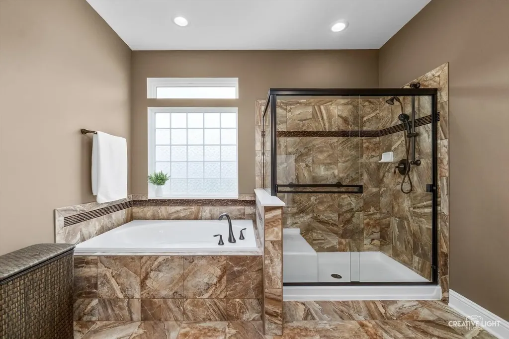 2832 Chevy Chase Lane Naperville IL 60564