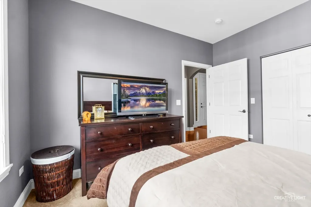 2832 Chevy Chase Lane Naperville IL 60564