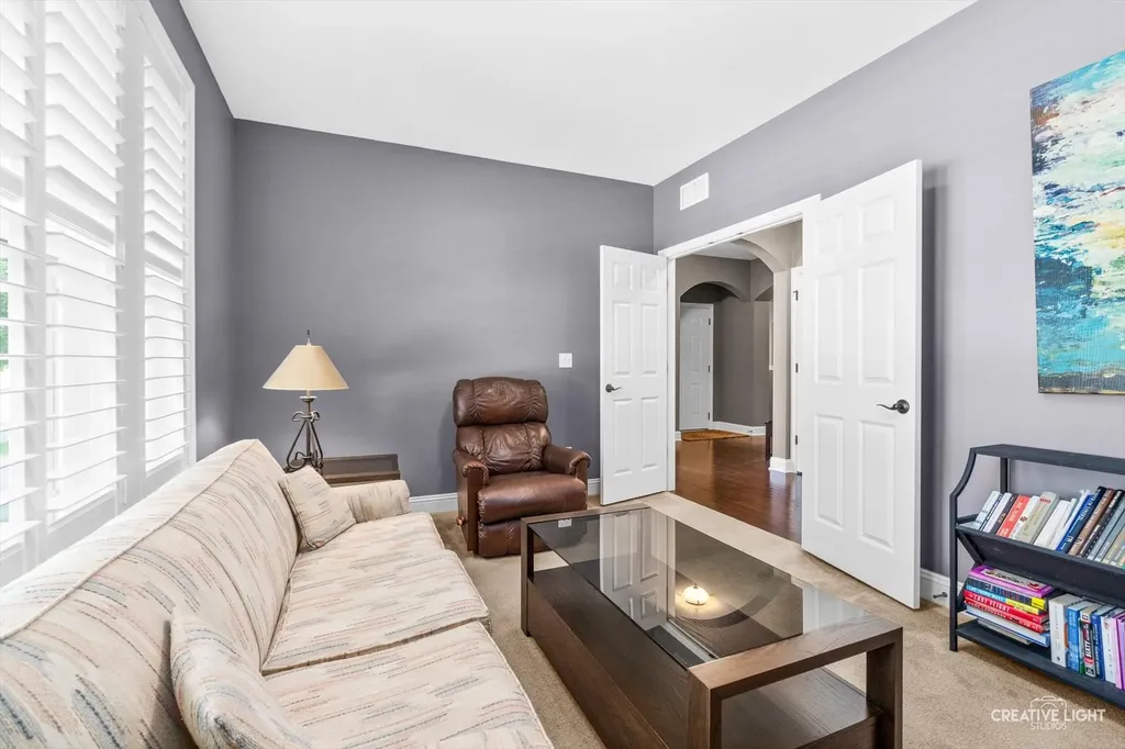 2832 Chevy Chase Lane Naperville IL 60564