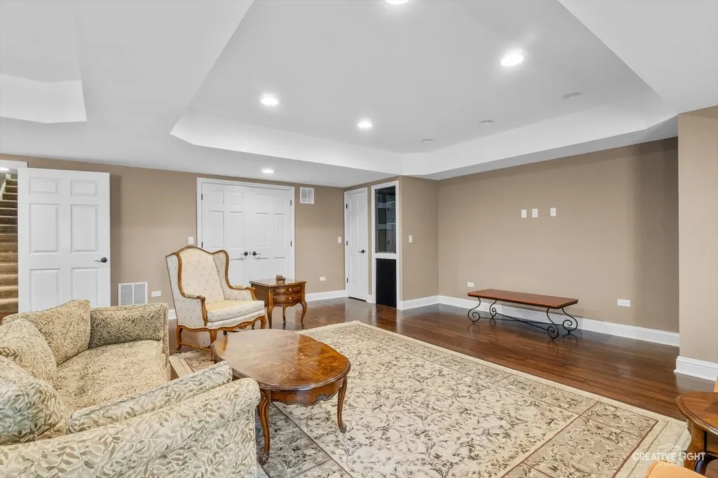 2832 Chevy Chase Lane Naperville IL 60564