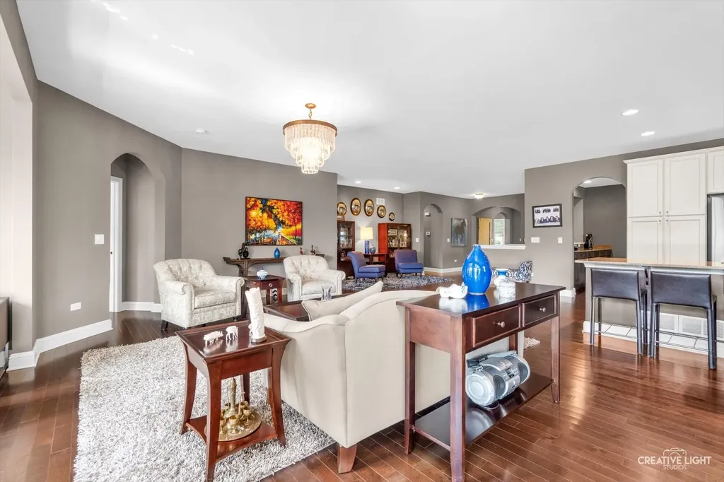 2832 Chevy Chase Lane Naperville IL 60564