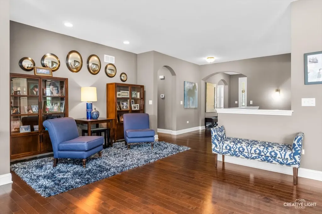 2832 Chevy Chase Lane Naperville IL 60564