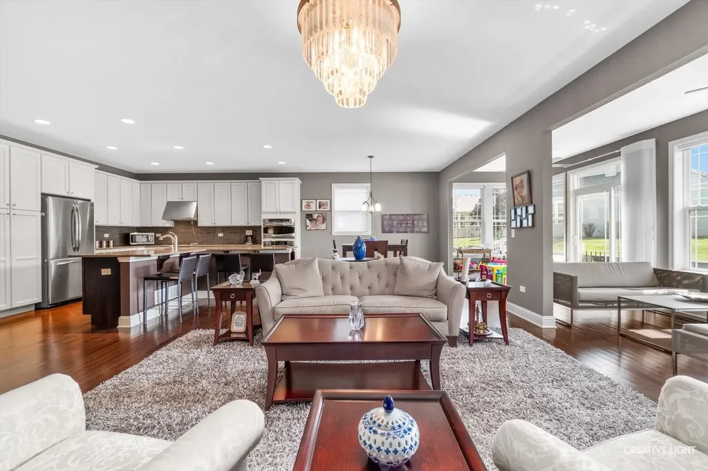 2832 Chevy Chase Lane Naperville IL 60564