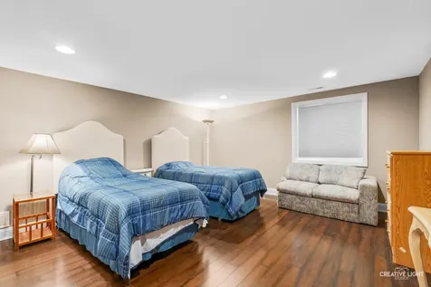 2832 Chevy Chase Lane Naperville IL 60564