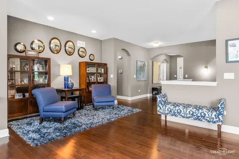 2832 Chevy Chase Lane Naperville IL 60564