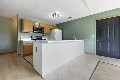 10050 Skipperling Road Roscoe IL 61073