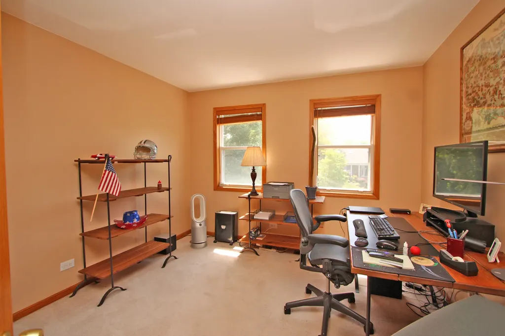 464 Farm Bridge Road Lake Zurich IL 60047