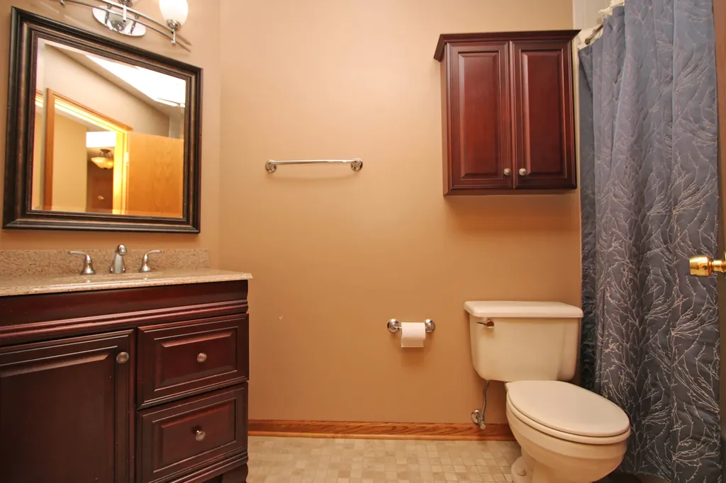 464 Farm Bridge Road Lake Zurich IL 60047