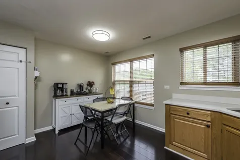 6764 East Monticello Court Gurnee IL 60031