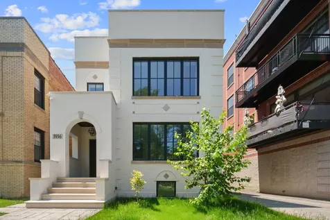 3936 North Claremont Avenue Chicago IL 60618