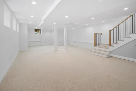 3936 North Claremont Avenue Chicago IL 60618