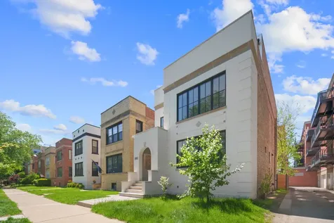 3936 North Claremont Avenue Chicago IL 60618